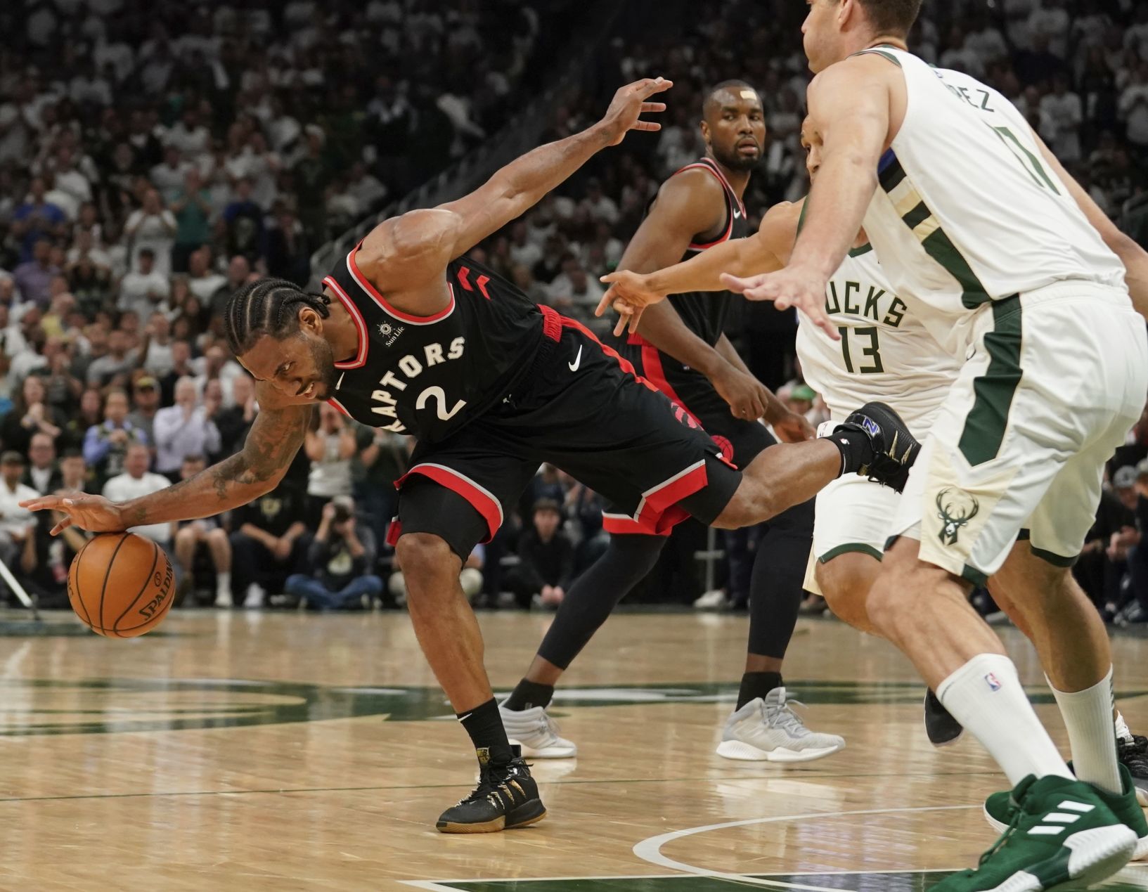 Bucks 108, Raptors 100